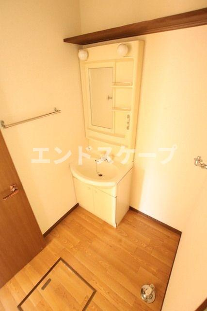 ニューパレス八坂Ａの洗面所|高崎、前橋のお部屋探しはエンドスケープまで！お客様の理想お聞かせ下さい♪
