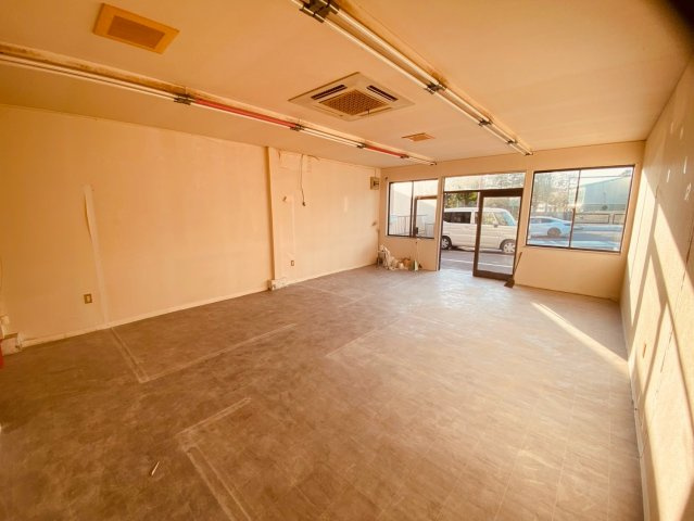 山之手6丁目 川原様住居付店舗の内装