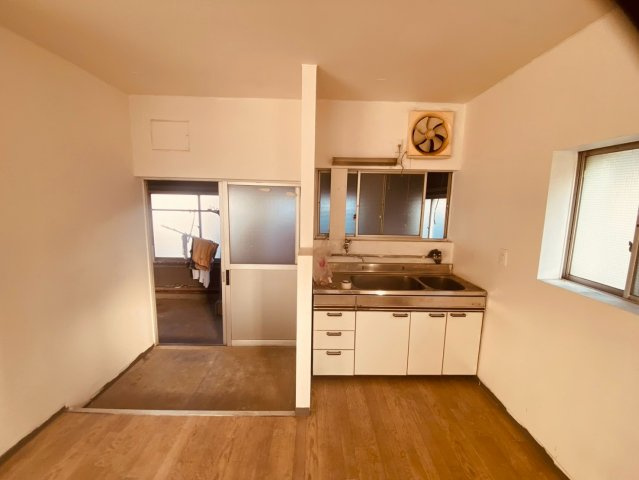 山之手6丁目 川原様住居付店舗の内装