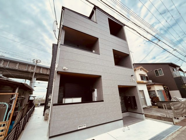 robot home魚住の外観