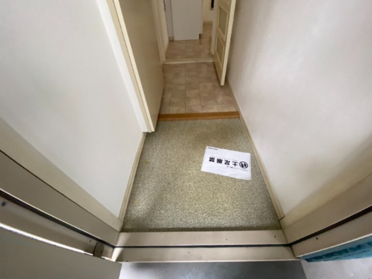 【玄関】