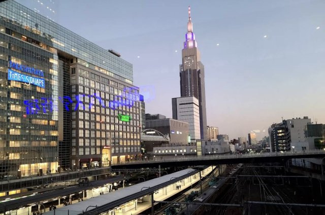 渋谷区代々木２丁目の店舗事務所の周辺