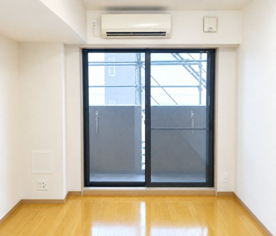 ルーブル中野新橋弐番館の居間・リビング