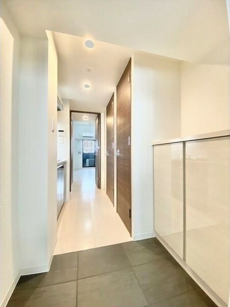 S-RESIDENCE一宮駅前の玄関