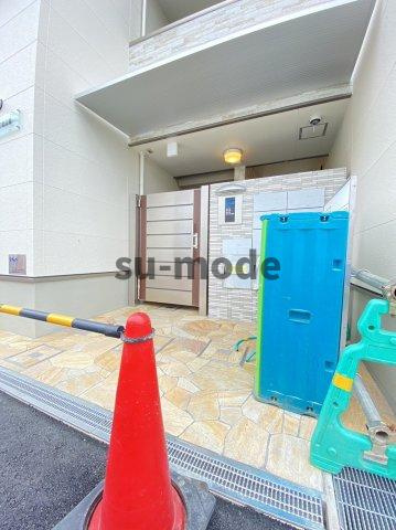 フジパレス千里丘東のエントランス