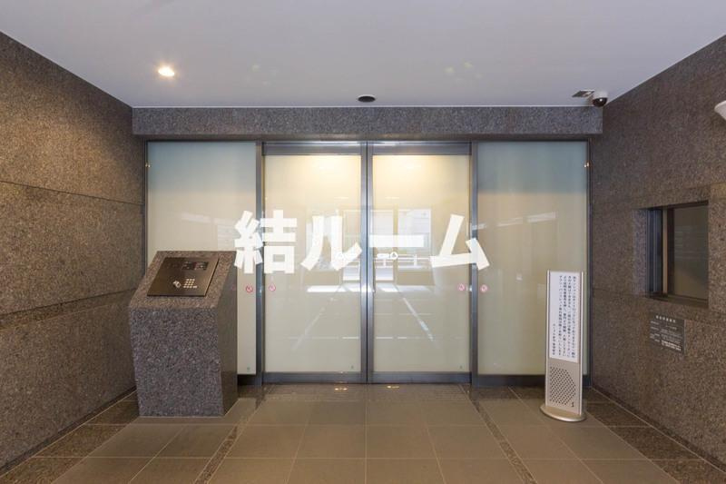 北区志茂２丁目の賃貸マンションのロビー