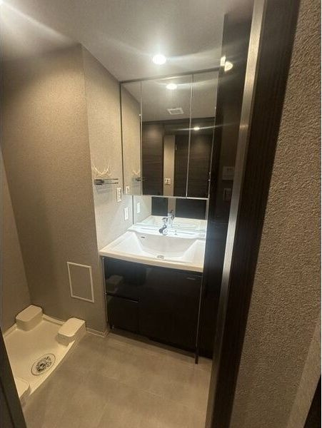 プレサンス　ロジェ　名古屋浅間町ザ・レジデンスの収納|同マンションの別部屋内装となります