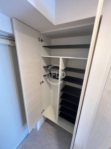 esteOeste難波元町の収納|esteOeste難波元町　シューズボックス