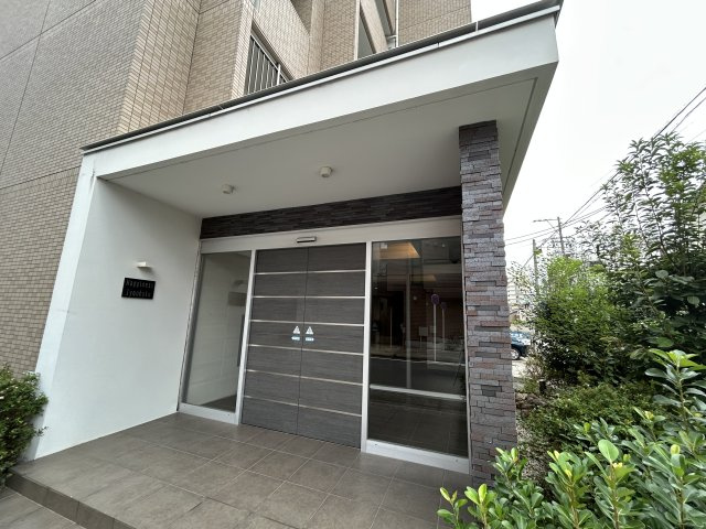 仲介手数料0円！ハピネス城北のエントランス