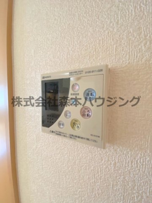 【設備】 | 　リヴェール香里園 | ※同タイプ別室の写真を使用しています。
　設備内容や色調など相違がある場合は実際のお部屋の現状優先となります。
