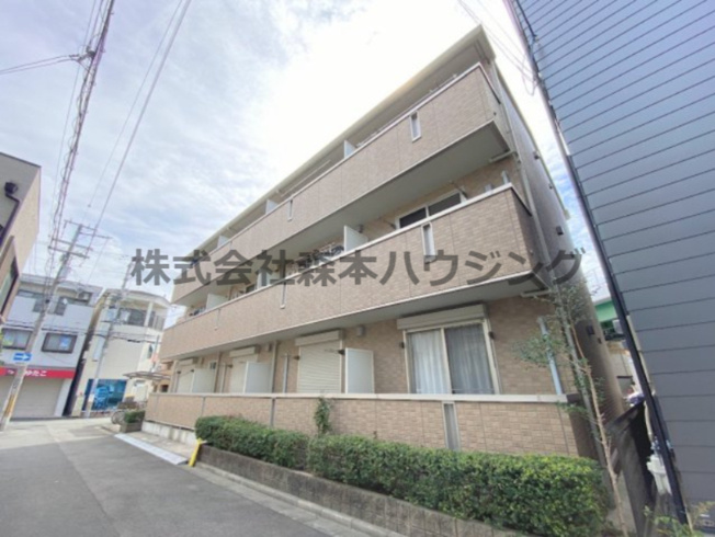 【外観】 | 　リヴェール香里園 | 外はこのようになっています