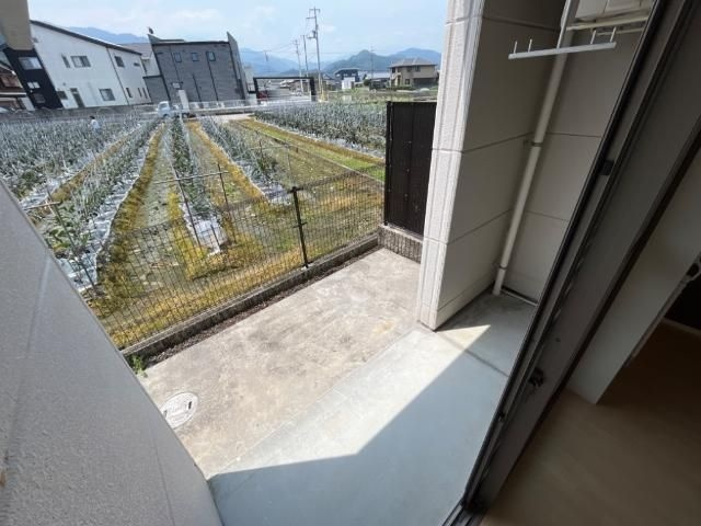 ロイヤルメゾンの庭