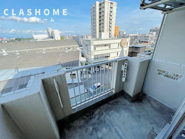 パレス三宝   刈谷市近郊の賃貸はクラスホームのバルコニー|同物件の別部屋になります。