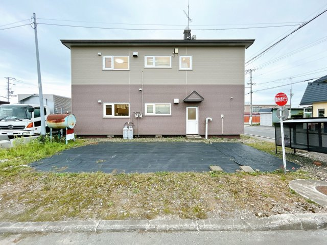 常呂郡訓子府町末広町１２６番地　中古売家の外観|【現況】外観別アングルです