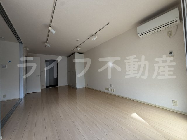 シンワパーレの居間・リビング