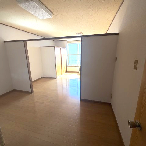 シャンティ清水の内装