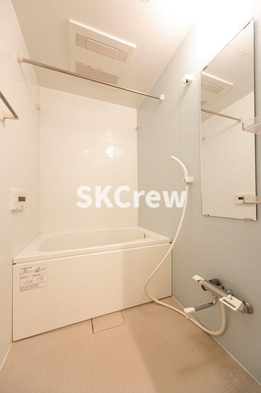 【浴室】 | ＡＶＥＮＩＲ渋谷本町 | 別号室の写真です