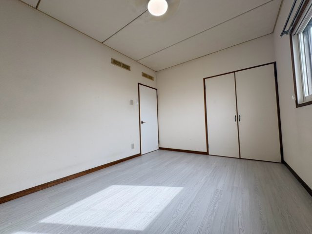 春採5丁目19-8貸家の内装