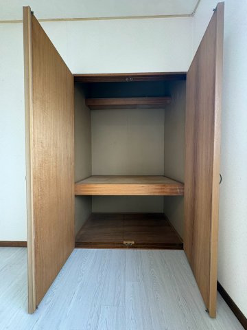 春採5丁目19-8貸家の収納