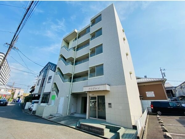 アルジャンのエントランス