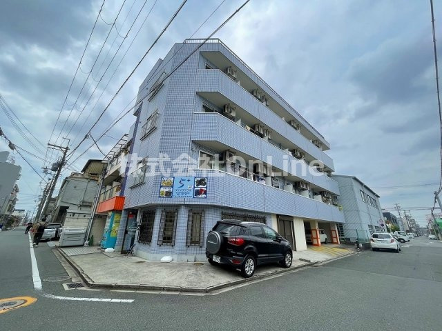 シャローム高井田の外観