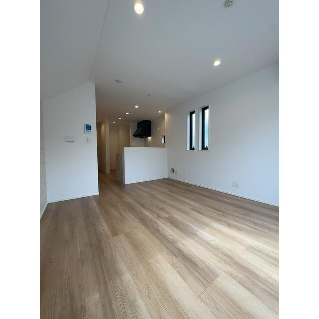 Kolet葛飾水元#03の居間・リビング
