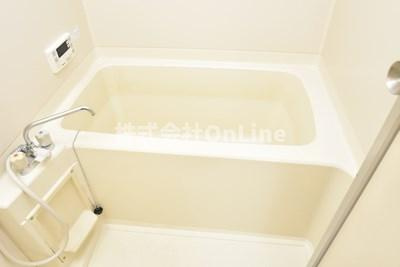 八尾市東老原２丁目の賃貸マンションの浴室