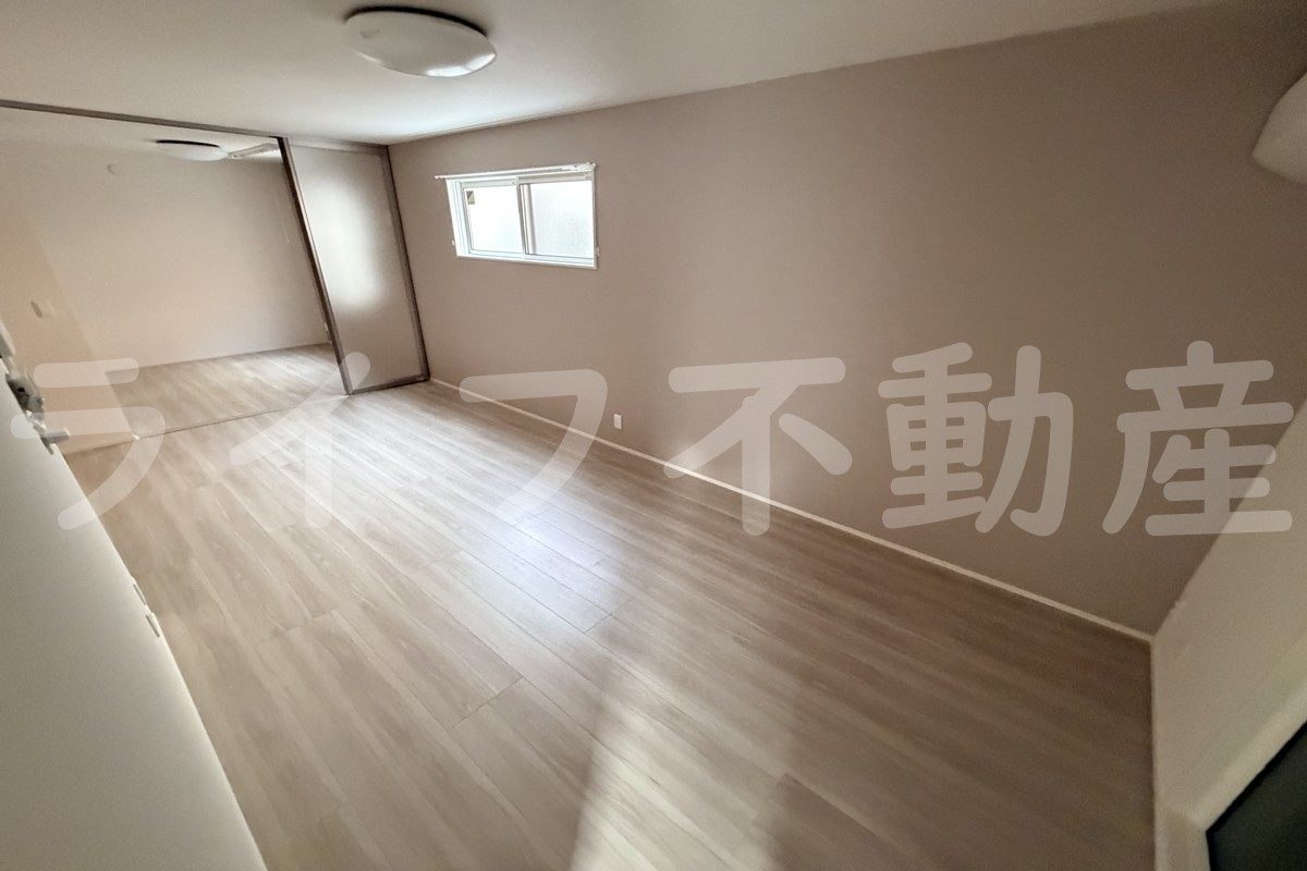 D-ROOM高井田元町の居間・リビング