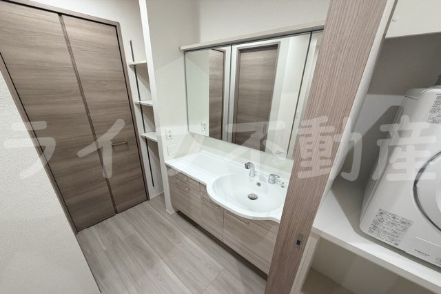 D-ROOM高井田元町の独立洗面台
