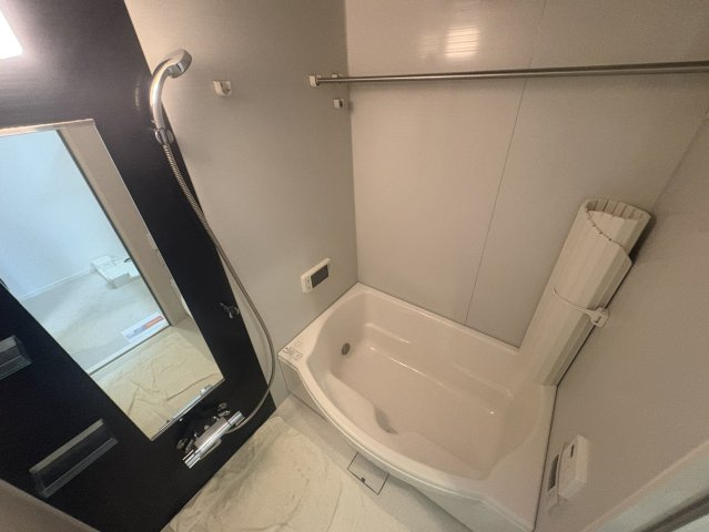 吹田市垂水町３丁目の賃貸マンションの浴室