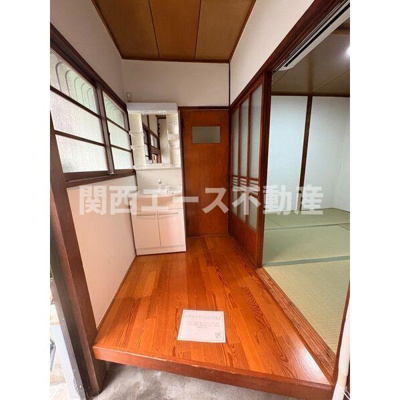 【玄関】 | 南四条町貸家