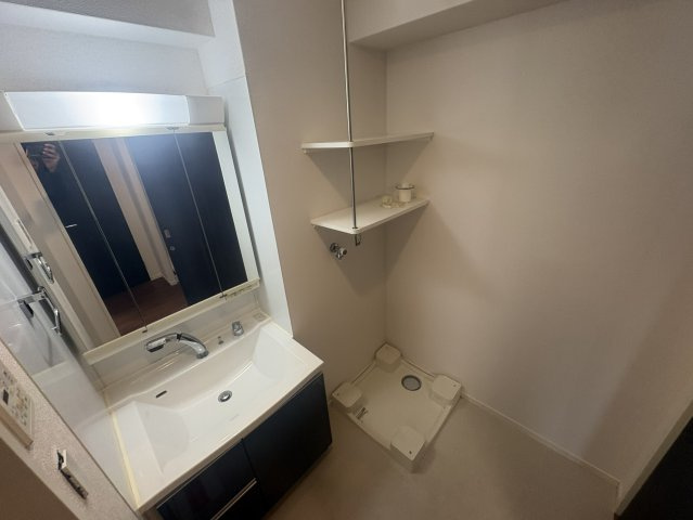吹田市垂水町３丁目の賃貸マンションの洗面所