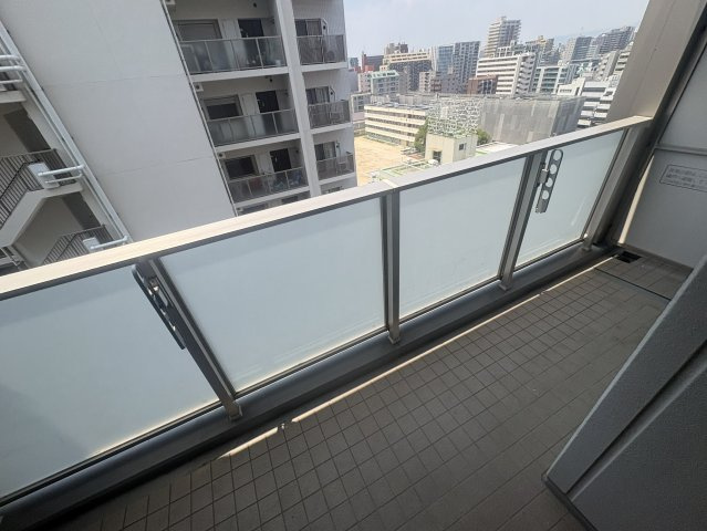 吹田市垂水町３丁目の賃貸マンションのバルコニー