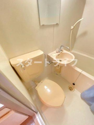 大阪市東淀川区東中島１丁目の賃貸マンションのトイレ