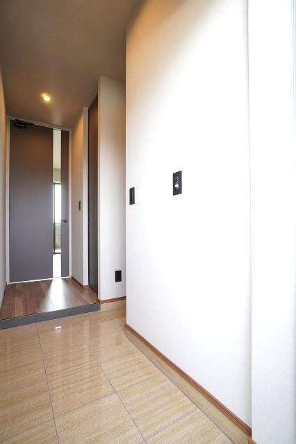 福岡市博多区竹下４丁目の賃貸マンションの玄関