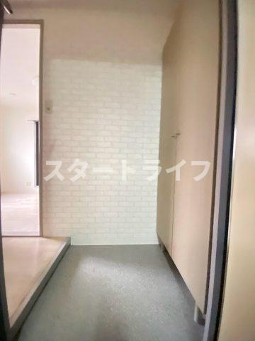 大阪市東淀川区東中島１丁目の賃貸マンションの玄関