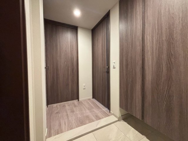 プラウドタワー神戸垂水の玄関