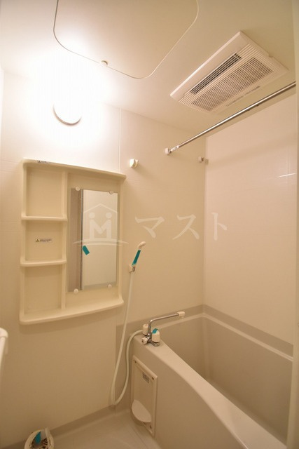 プレサンス上町台東平の浴室