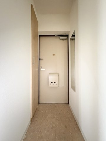 SHIKOKU103の玄関