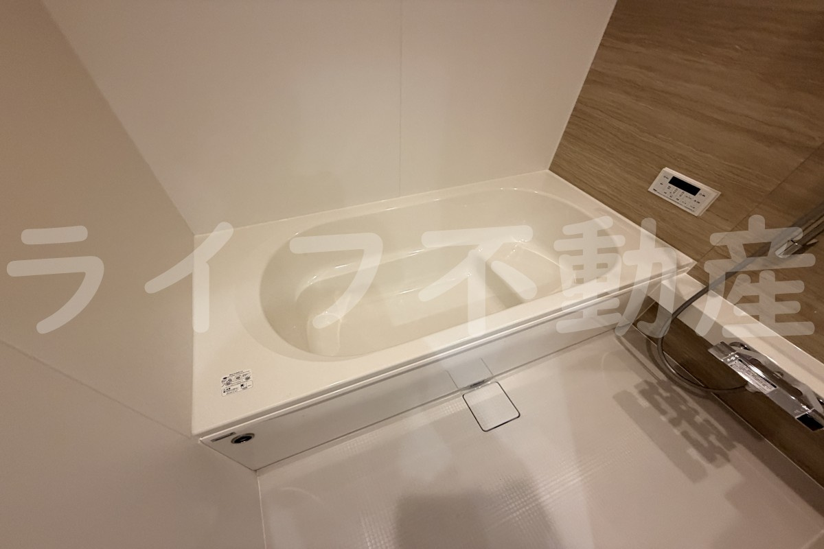 D-ROOM高井田元町の浴室