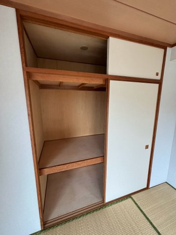 グランデュール六義園の収納