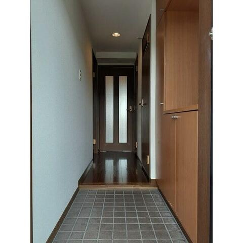 横浜市戸塚区上品濃の賃貸マンションの玄関