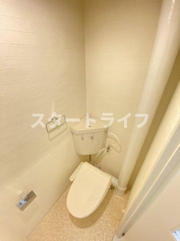 大阪市淀川区東三国４丁目の賃貸マンションのトイレ