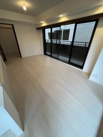ドゥーエ千石の居間・リビング