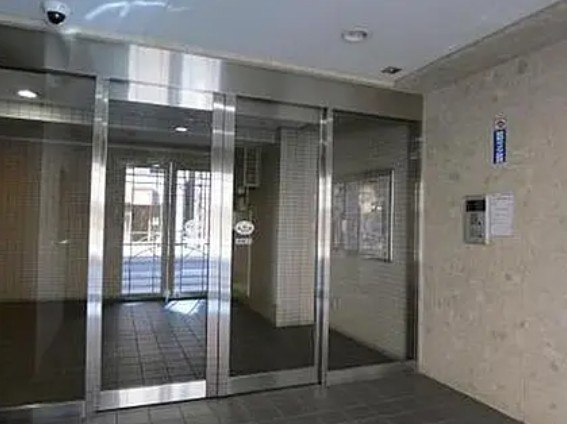 OLIO白山のエントランス
