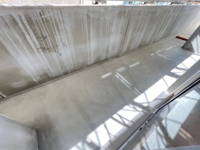 スプランディッド難波WESTIIIのバルコニー