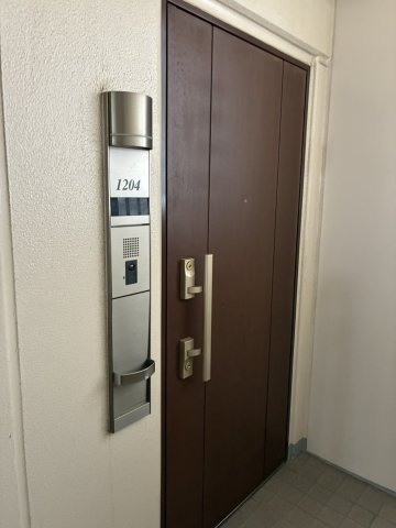 リバーガーデンコスモスクエアのエントランス