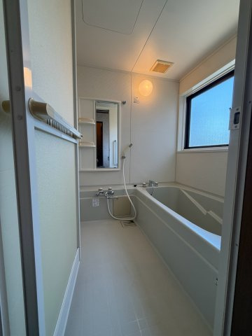 安来町S貸家の浴室
