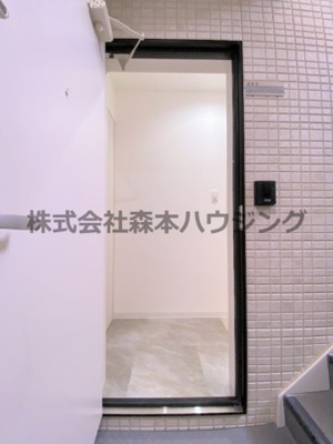 【内装】 | 　ピレーネ中野本町 | きれいな内装です