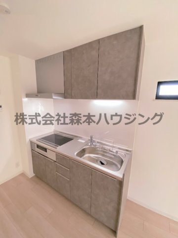 【キッチン】 | 　ピレーネ中野本町 | きれいなキッチンです